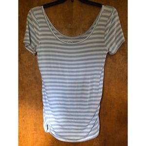 Maurice’s striped tee blue and white